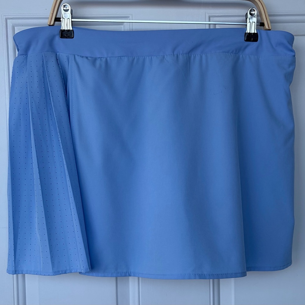 •AVIA• Pleated Athletic Skort in Periwinkle – Size XL (16–18)